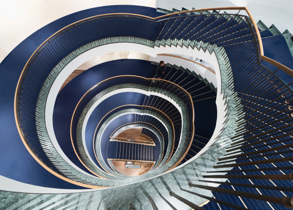 upstairs von Elke Rau