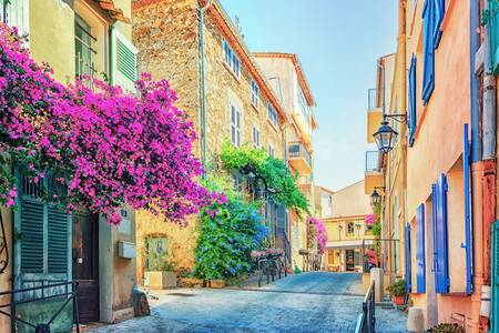 St Tropez Street
