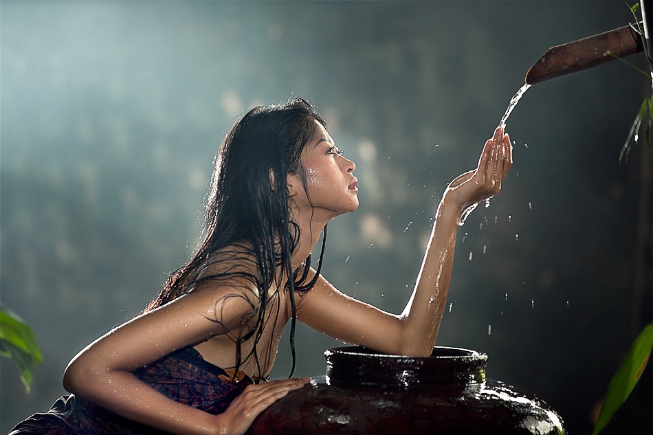 the beauty of Astari von Erwin Leslie