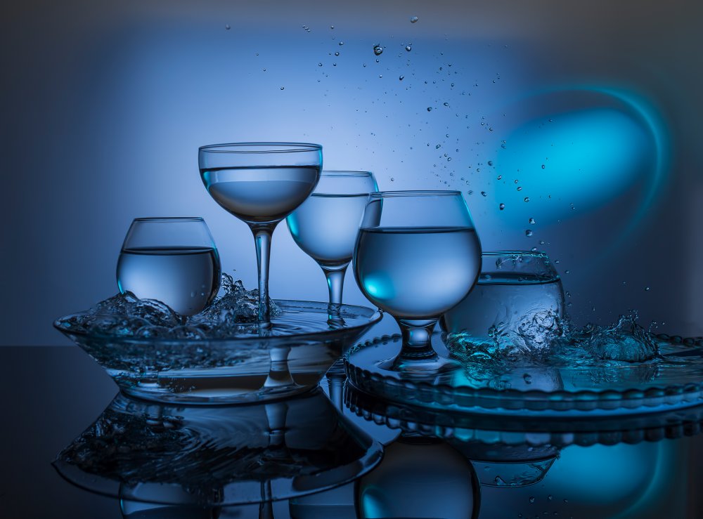 From the series "Experiments with glass" von Evgeniy Popov