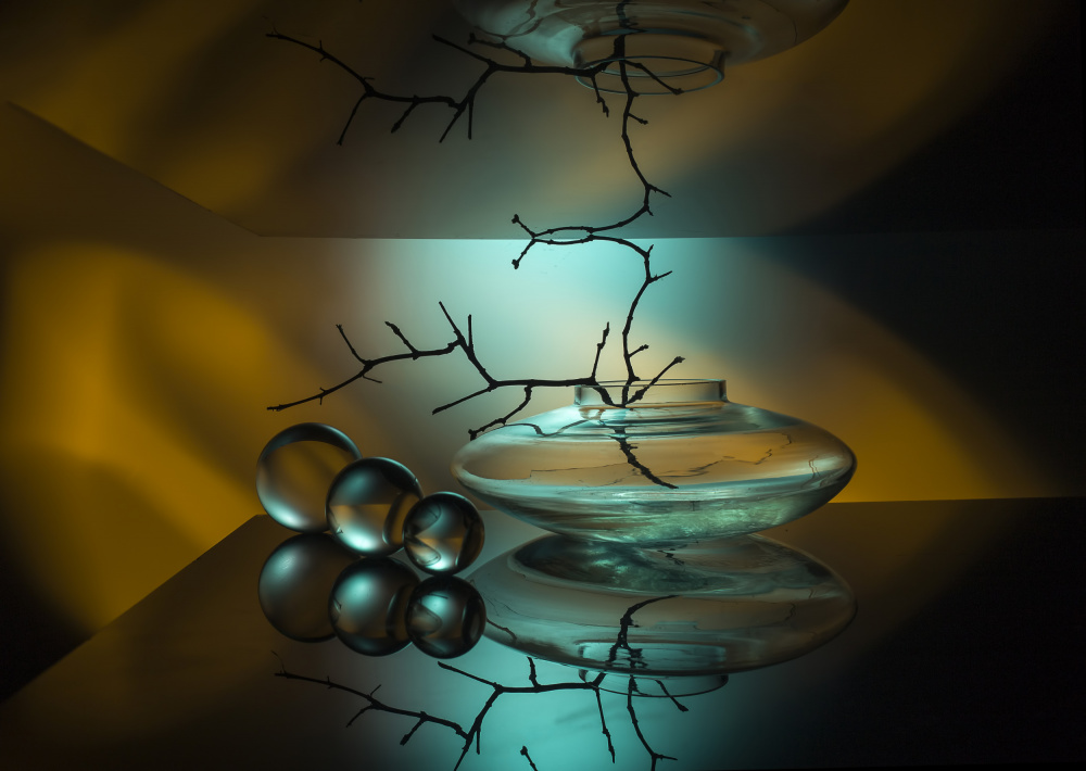 From the series "Experiments with glass" von Evgeniy Popov