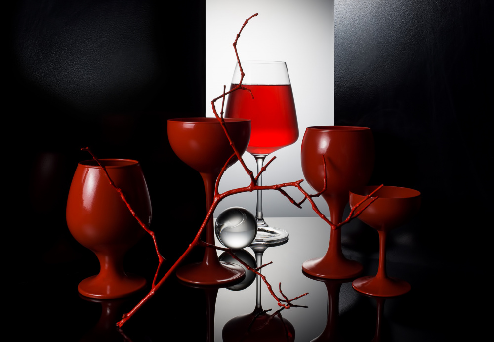 From the series "Red and Black" von Evgeniy Popov