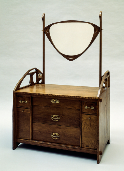 Oak chest of drawers with mirror, part of bedroom set, Italy, 1898-1900 von Federico Tesio
