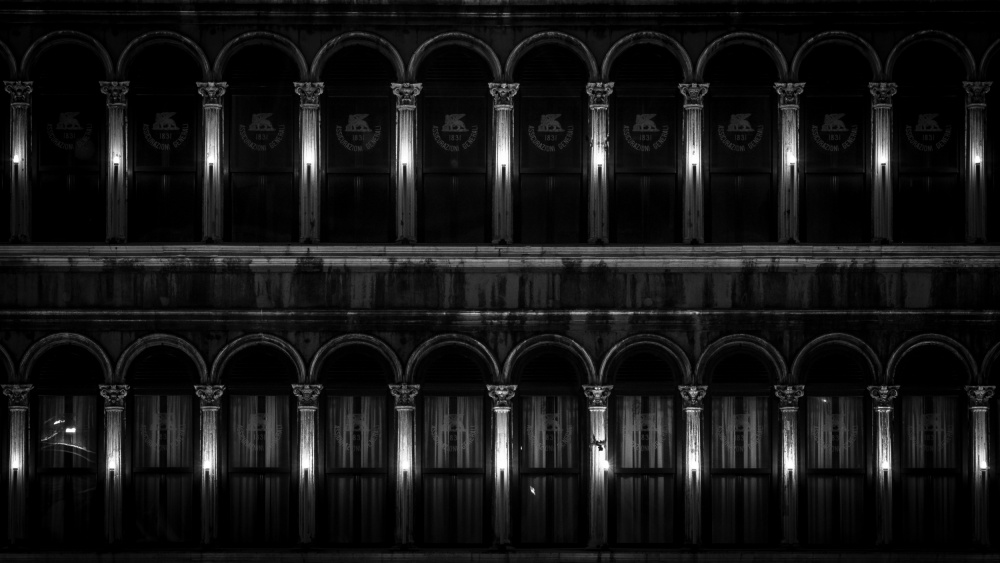 nocturnal silence von Flavio Bertazzi