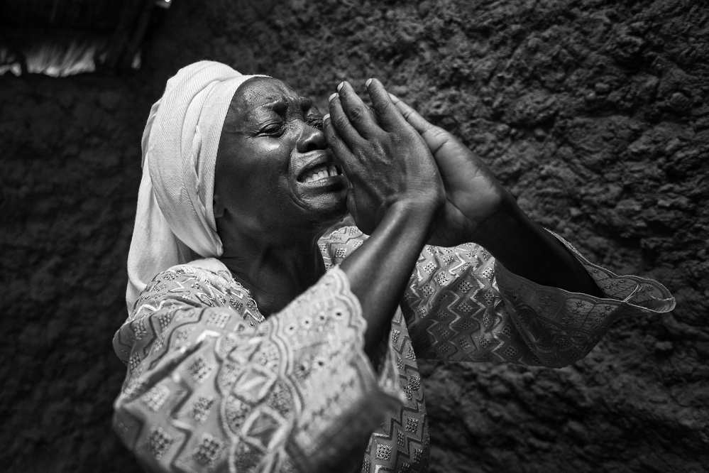 Imarika:to be stable ,breaking the spell von Foad Mirzaie