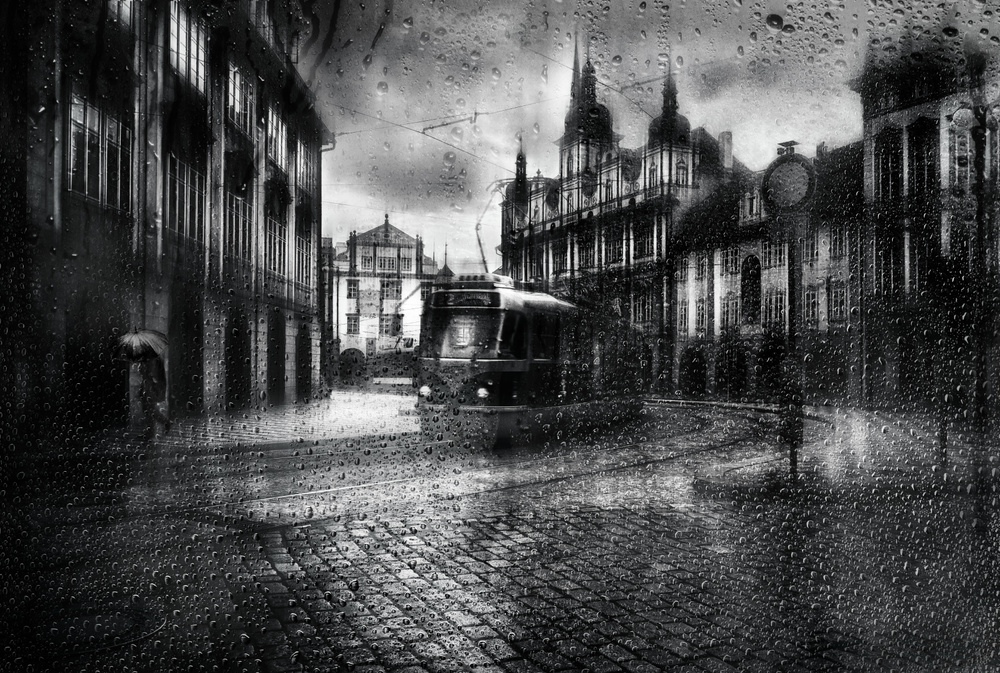 It was raining in Prague von Fran Osuna