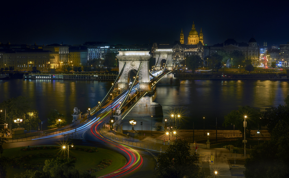 Chain Bridge. Budapest. von Fran Osuna