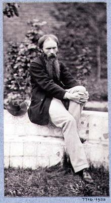 Portrait of Sir Edward Burne-Jones (1833-98) (sepia photo) von Frederick Hollyer