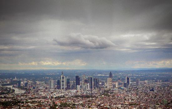 Luftaufnahme von Frankfurt am Main von Fredrik Von Erichsen