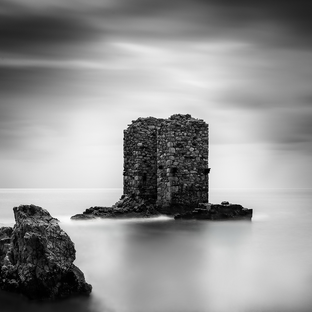 Impressions from Skyros von George Digalakis