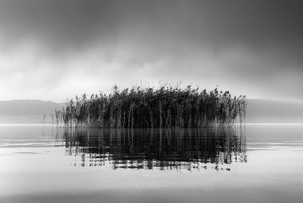 Lake Volvi VII von George Digalakis