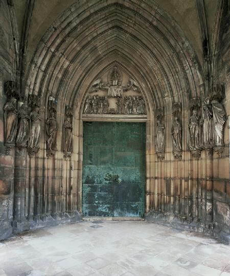 The Paradise Portal: The Five Wise Virgins and the Five Foolish Virgins, jamb figures carved c.1250 porch buil