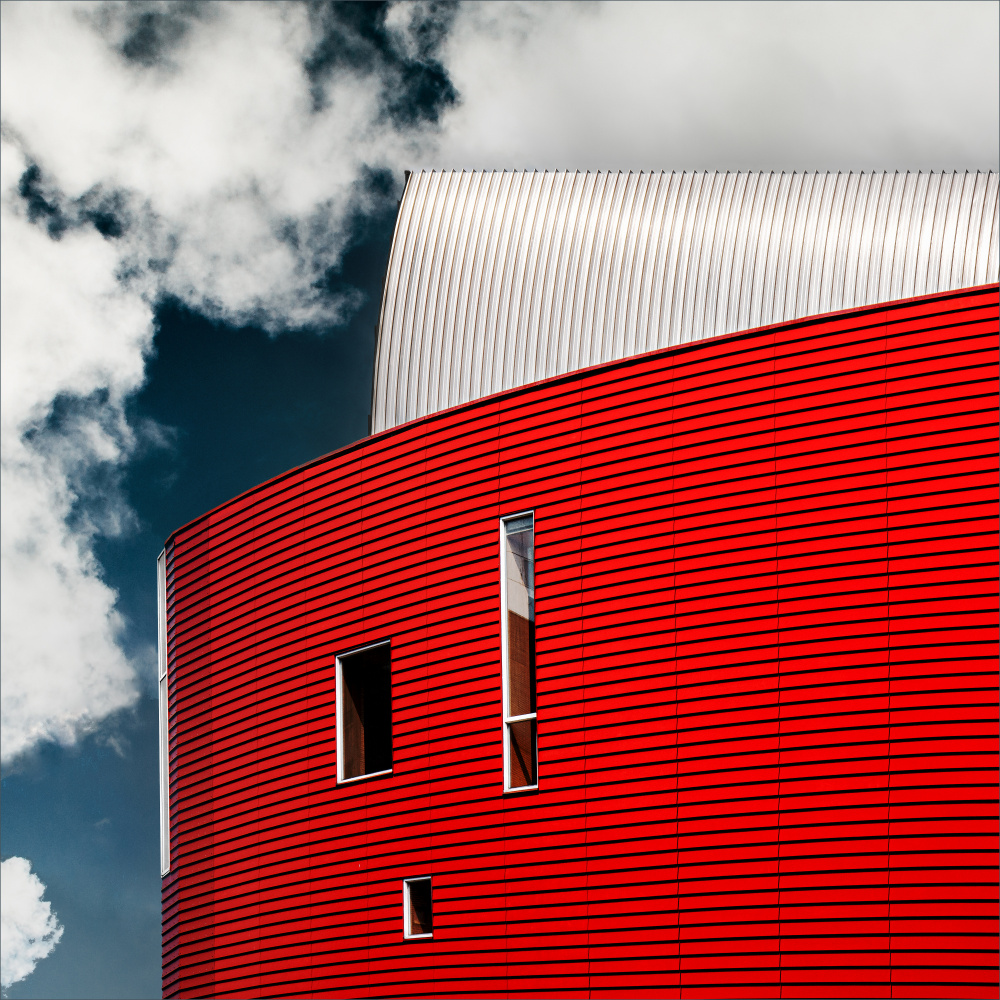 Three tiny windows in red wall von Gilbert Claes