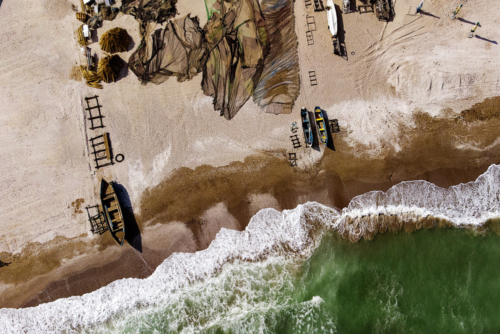 by the sea von Gina Buliga