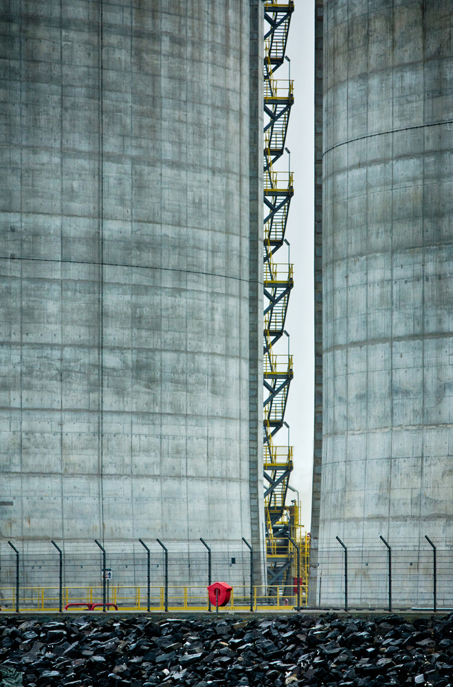 Hhigher and higher .... von Greetje Van Son