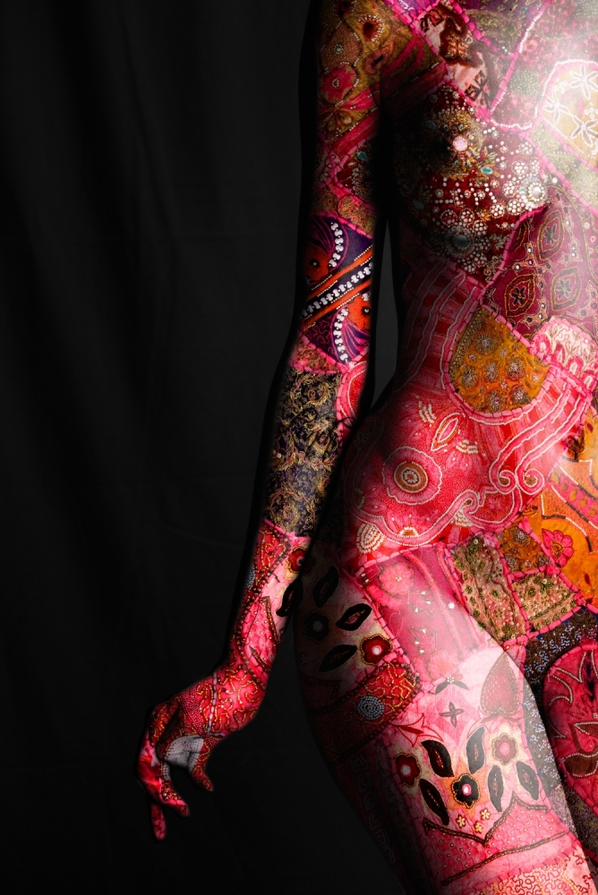 Damasked Girl von Guido Bertolino