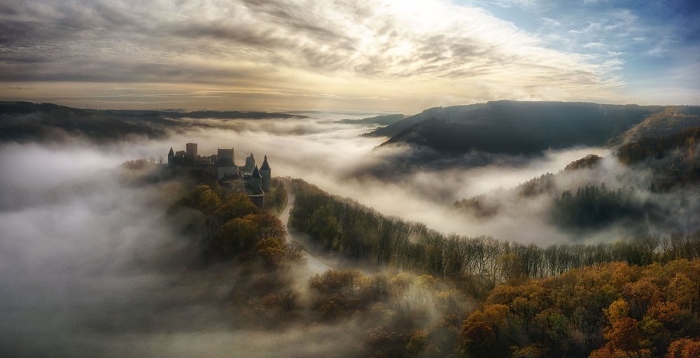 Château de Bourscheid von Guy Krier