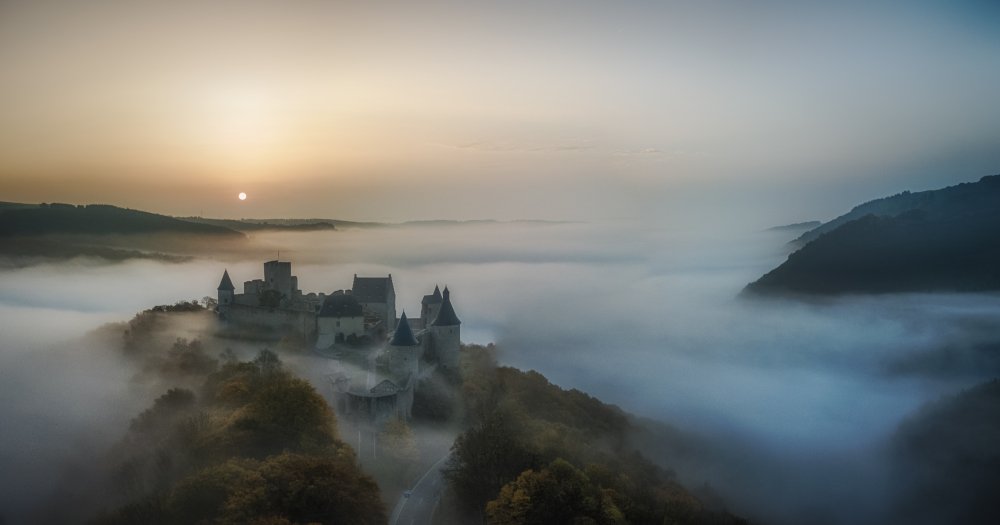 Château de Bourscheid von Guy Krier