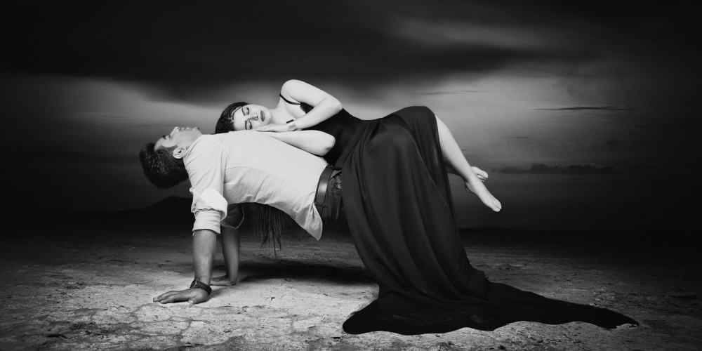 Self-sacrifice von Hamze Dashtrazmi