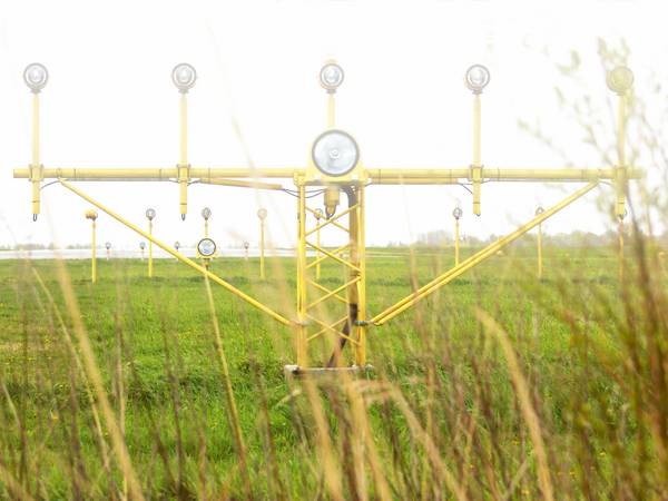 Platz im Nebel von Hans Joachim Wilke