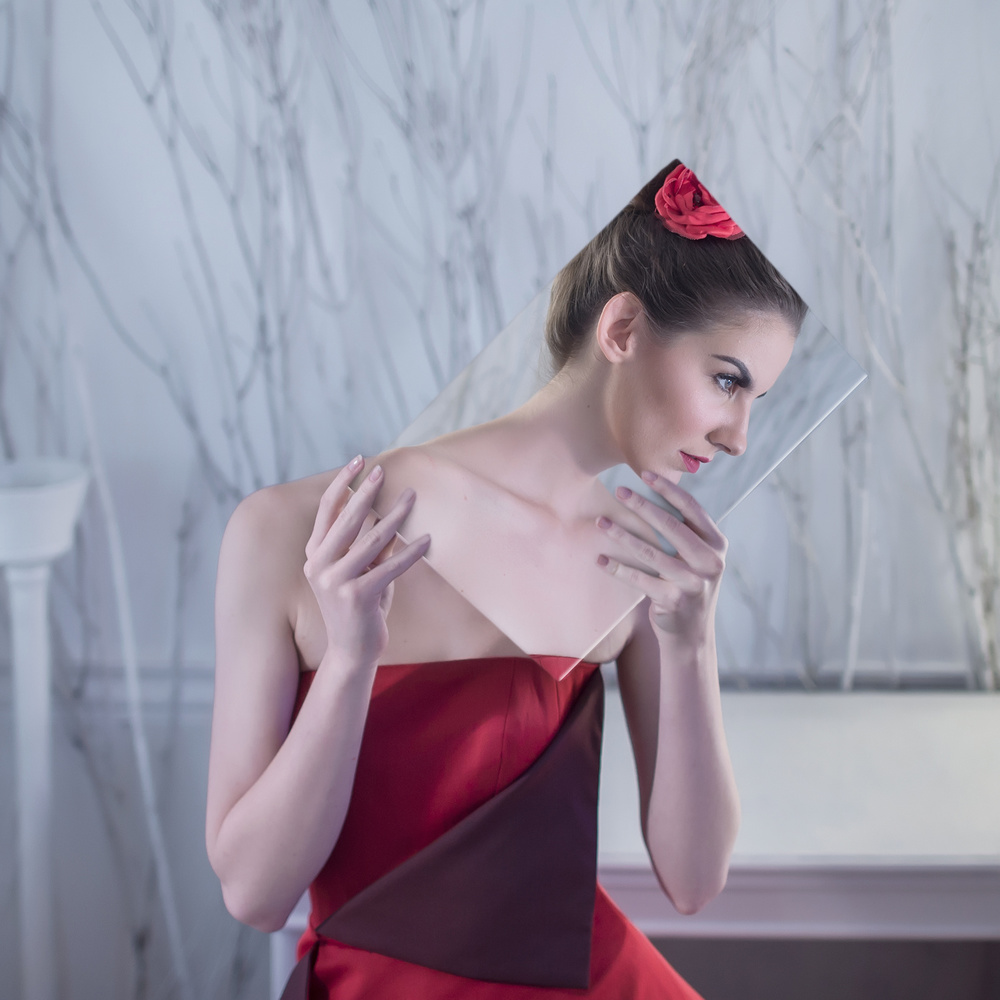 Over my shoulder von Hardibudi