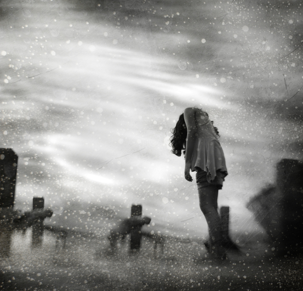 i go to the ice, so that no body can see me less von Hari Sulistiawan