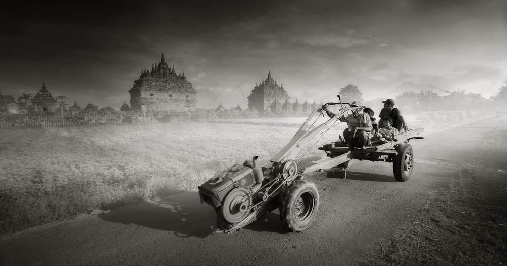 Morning at Plaosan Temple von Hari Sulistiawan