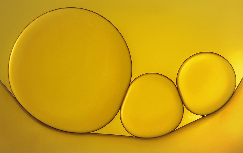 Oil and Water von Hazem Swidan