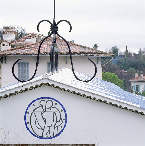 Base of the Cross with the Bell on the roof of the Chapel of the Rosary at Vence-51 von Henri Matisse