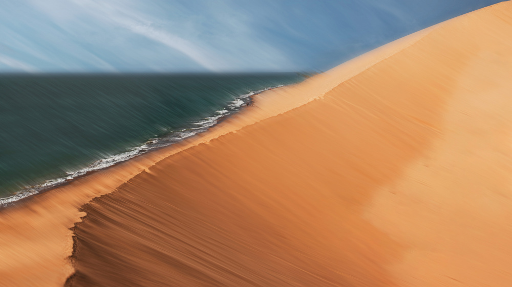 SEA AND HILLS von Hesham Ragab