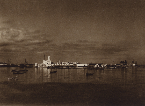 Mexico: Panorama del puerto de Vera Cruz con castillo de San Juan von Hugo Brehme
