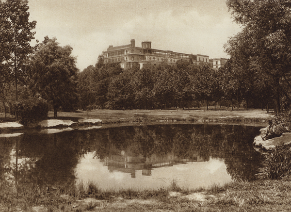 Mexico: Castillo Chapultepec von Hugo Brehme