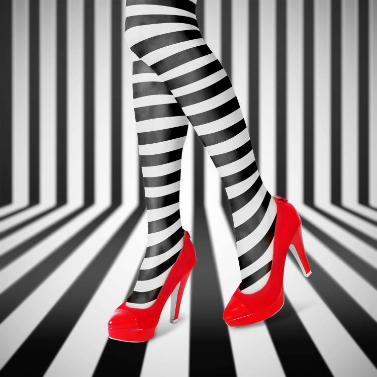 Red Shoes von Ihdar Nur