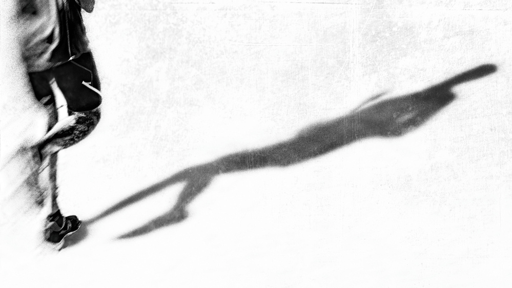 following my shadow.. von Ina Tänzer