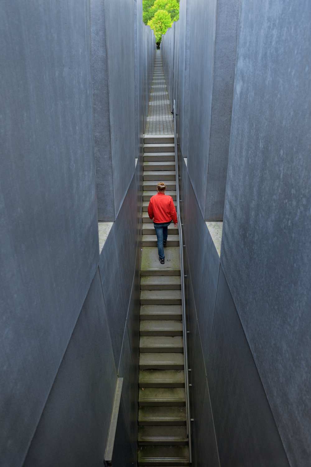 Out! von Izidor Gasperlin