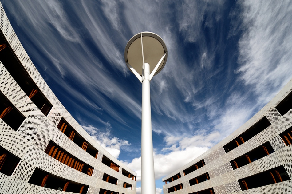 Perspective in Blue von Izidor Gasperlin