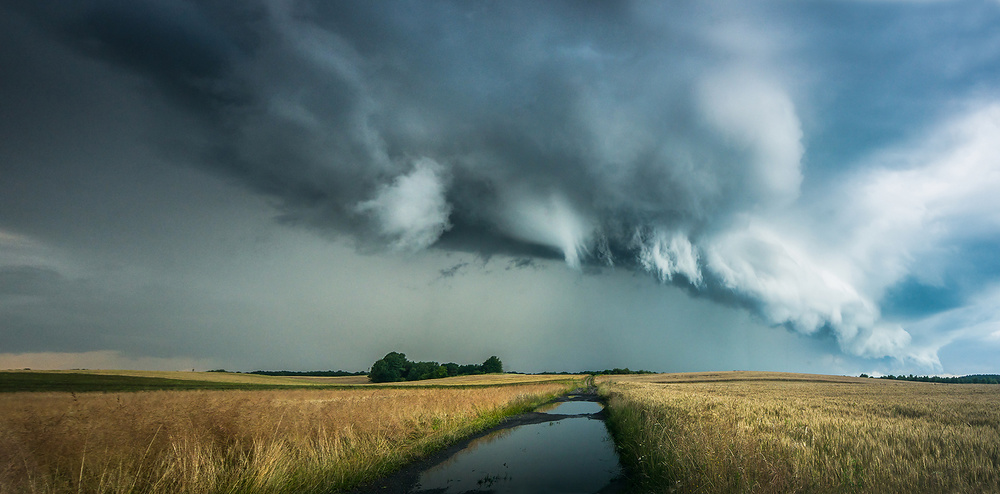 Before storm von Jakub Przybyla