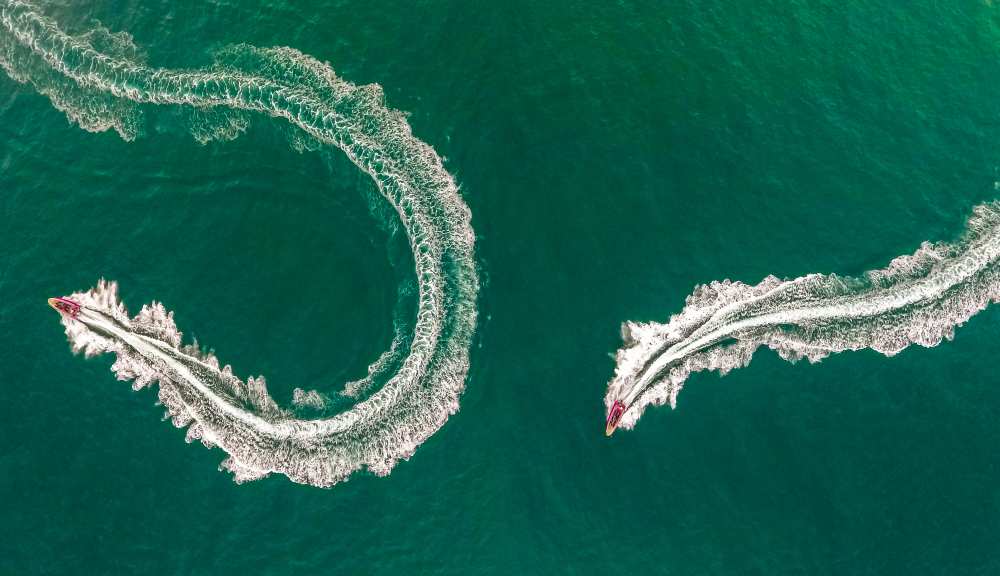 Sea snake von jamal kiwan