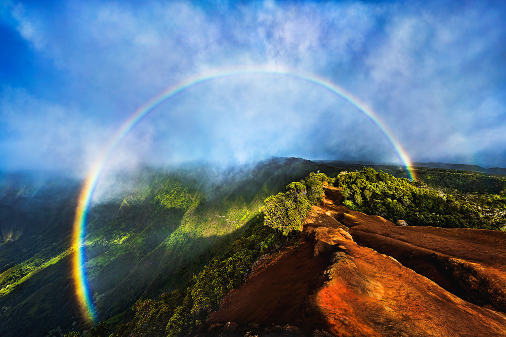 Over the ridge von James Cai