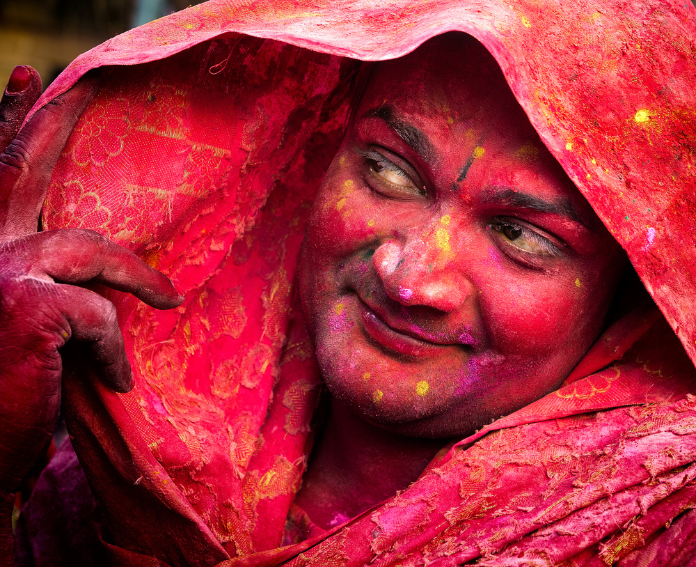 The Veil von Jassi Oberai