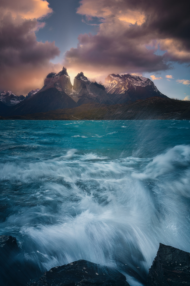 Patagonian Waves von Javier de la Torre