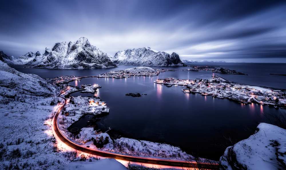 Reine Blue Hour von Javier De la