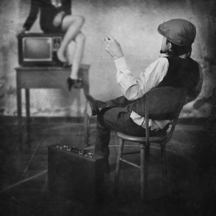 Live Television von Jay Satriani