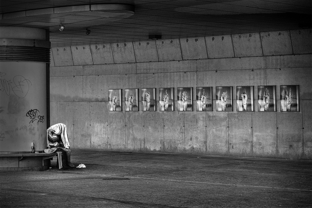 Lost in his loneliness von Jef Van den Houte