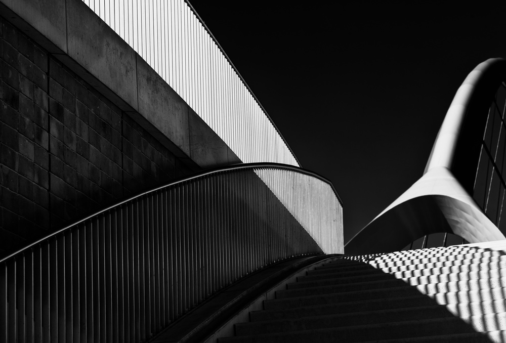 Entering the bridge von Jeroen van de Wiel