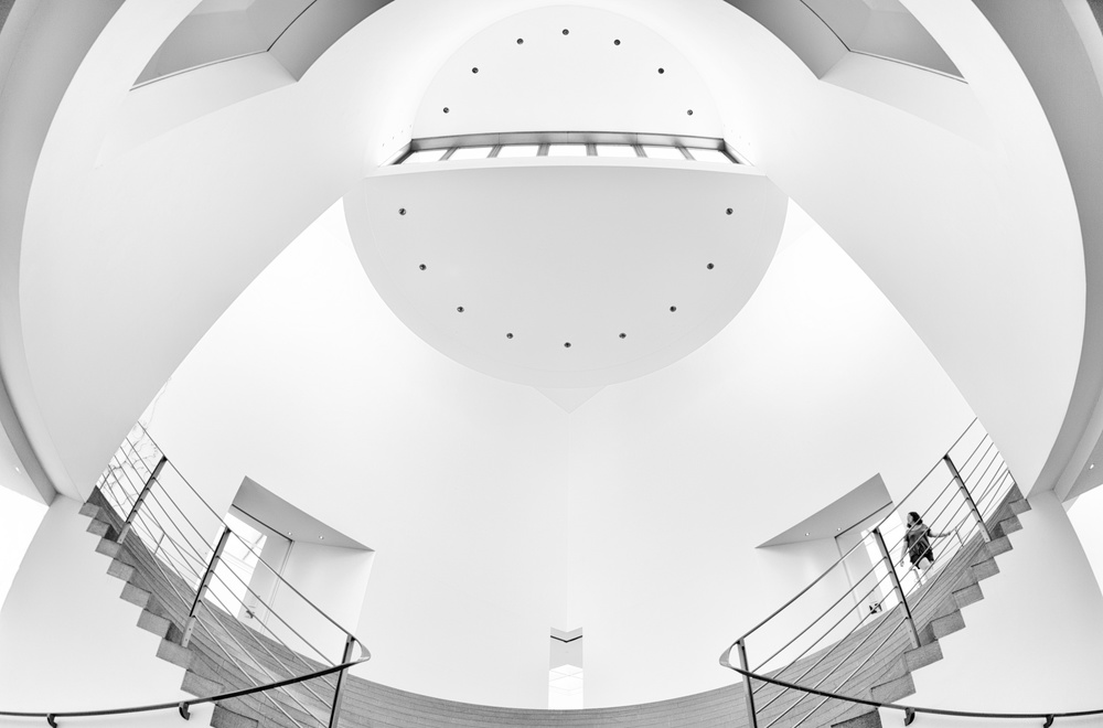 Walking into space von Jeroen van de Wiel