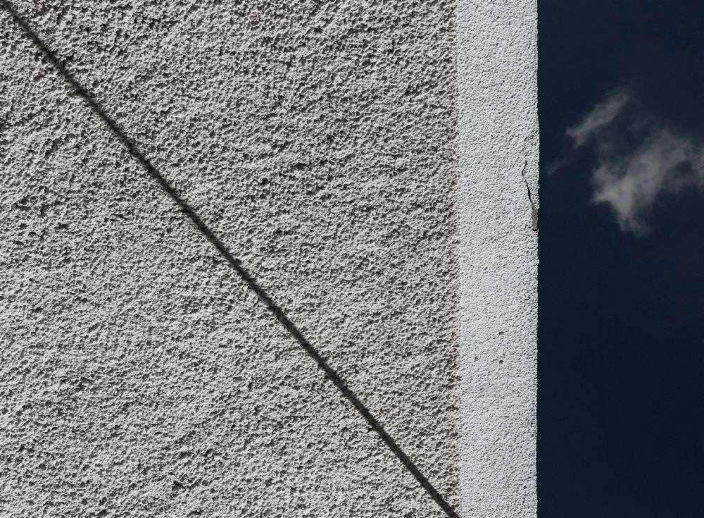 Da ist ein Schatten an der Wand von Jeroen Van de