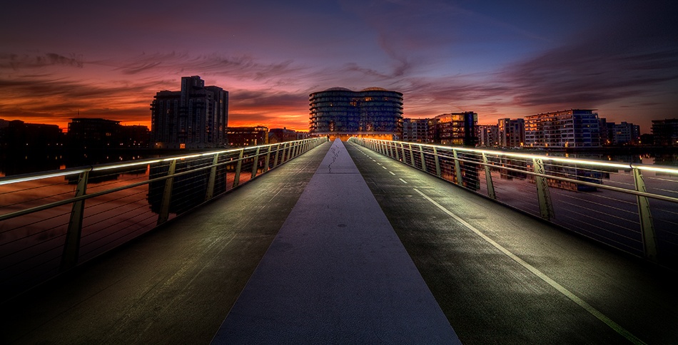 The early morning walk von Jes Eriksen