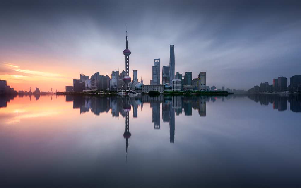 Good Morning Shanghai von Jesus M. Garcia