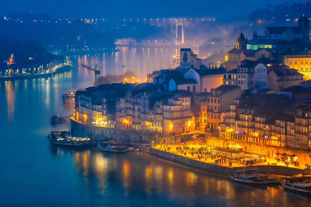 Porto at Dusk von Jianping Yang